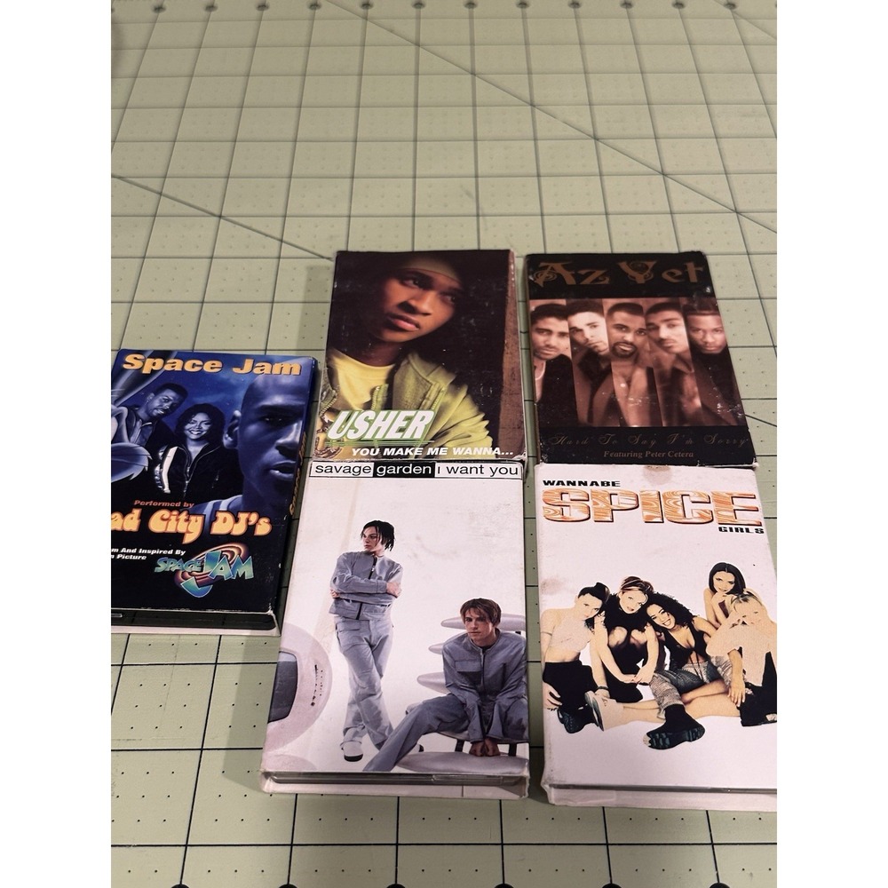 Vintage Cassettes Lot ( Quad City‎ Dj's, Az Yet)